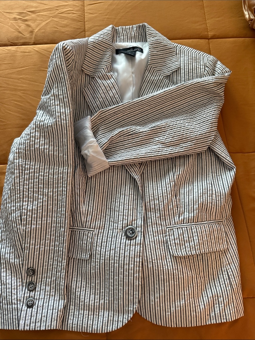 Striped Seersucker Blazer Jacket - Cream & Black